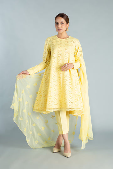 1106 Yellow Bareeze Winter Karandi 2021